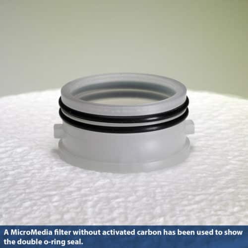 A MicroMedia filter without activated carbon has been used to show the double o-ring seal.